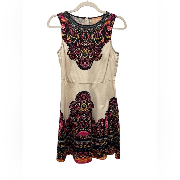 Flying Tomato Tops - Flying Tomato Patterned Sleeveless Top size M